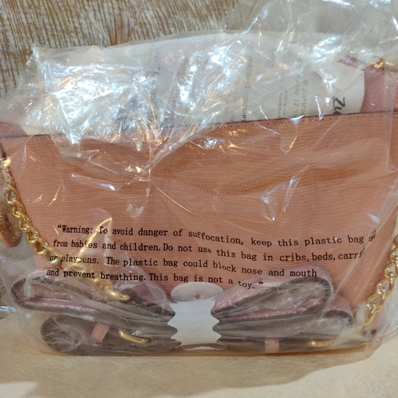 Anne Klein Crossbody Ladies Purse - Picture 4 of 5